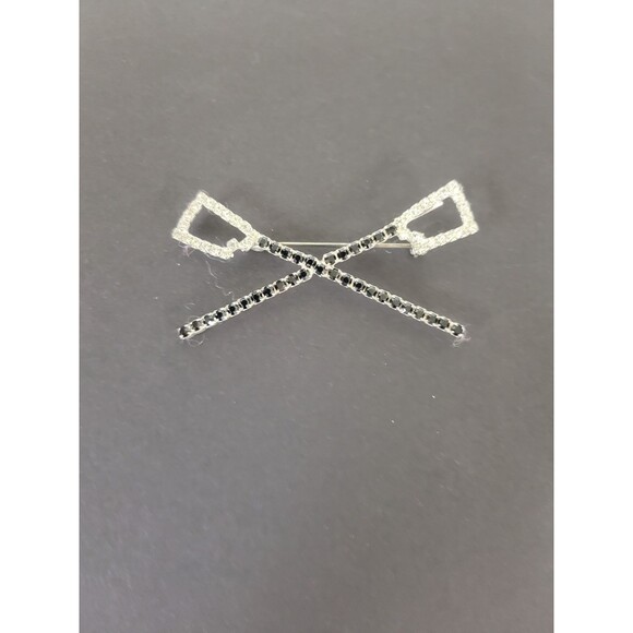 Sparkly Crystal Crossed OARs Pin - Picture 1 of 2